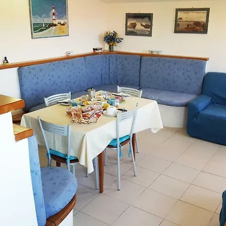 La Baia 게스트하우스 4*